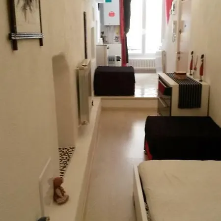Elegante Loft Nel Cuore Di Appartamento